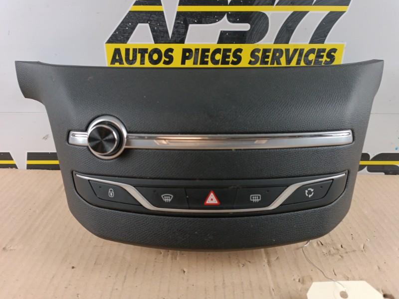 Bouton de warning PEUGEOT 308 2 PHASE 1 Diesel - 1