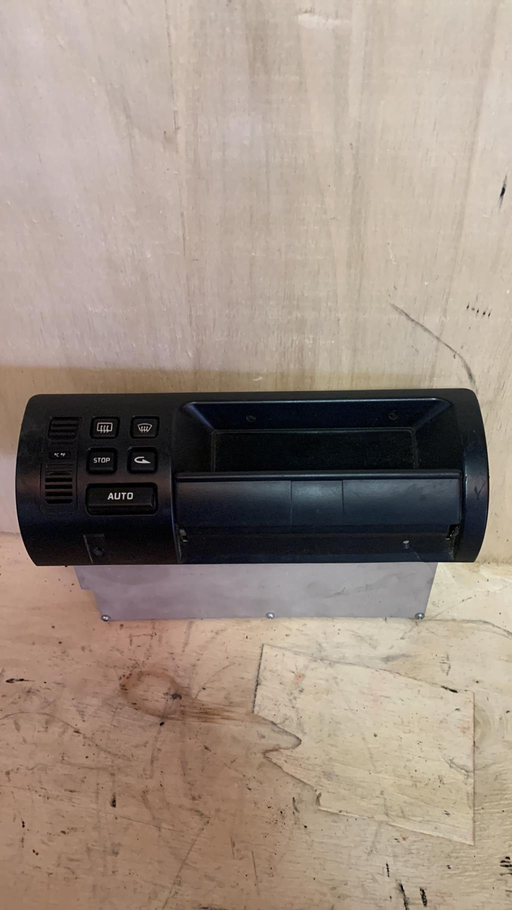 Commande chauffage RENAULT SAFRANE PHASE 2  - 1