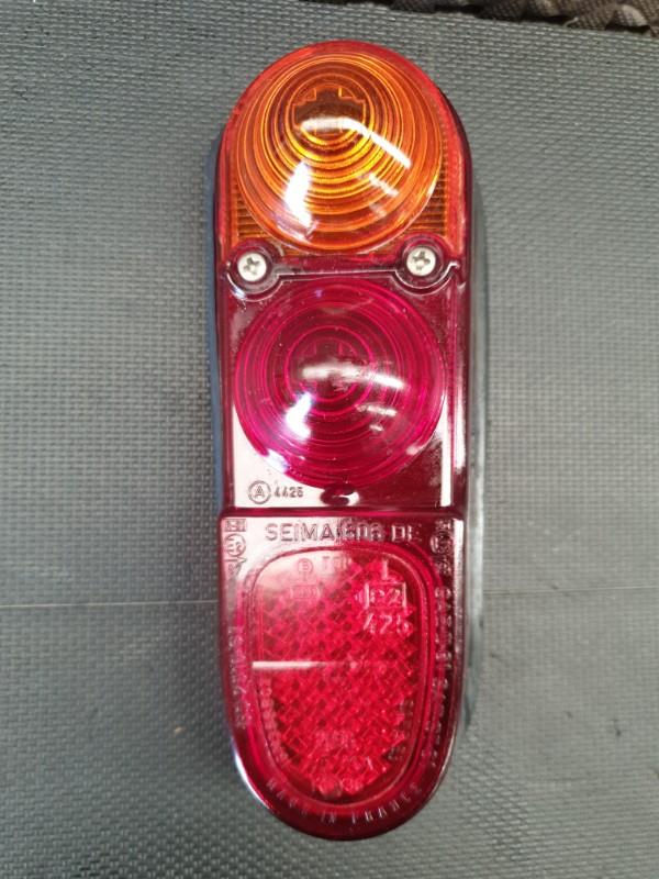 Cabochon arriere droit RENAULT R4  - 1