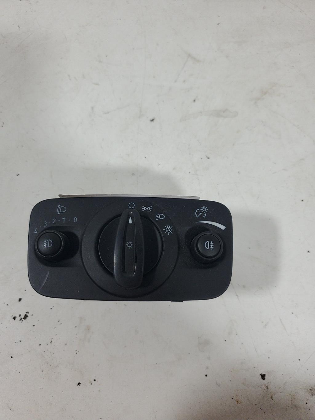 Commande de phare FORD FIESTA 6 PHASE 2 Diesel - 1