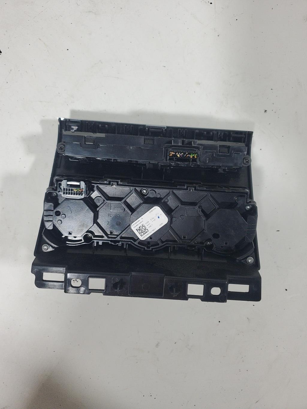 Commande chauffage RENAULT CLIO 5 PHASE 1 Diesel - 1