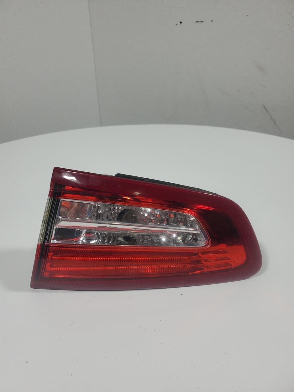 Feu arriere secondaire droit (feux) DS DS5 PHASE 2 Diesel - 1