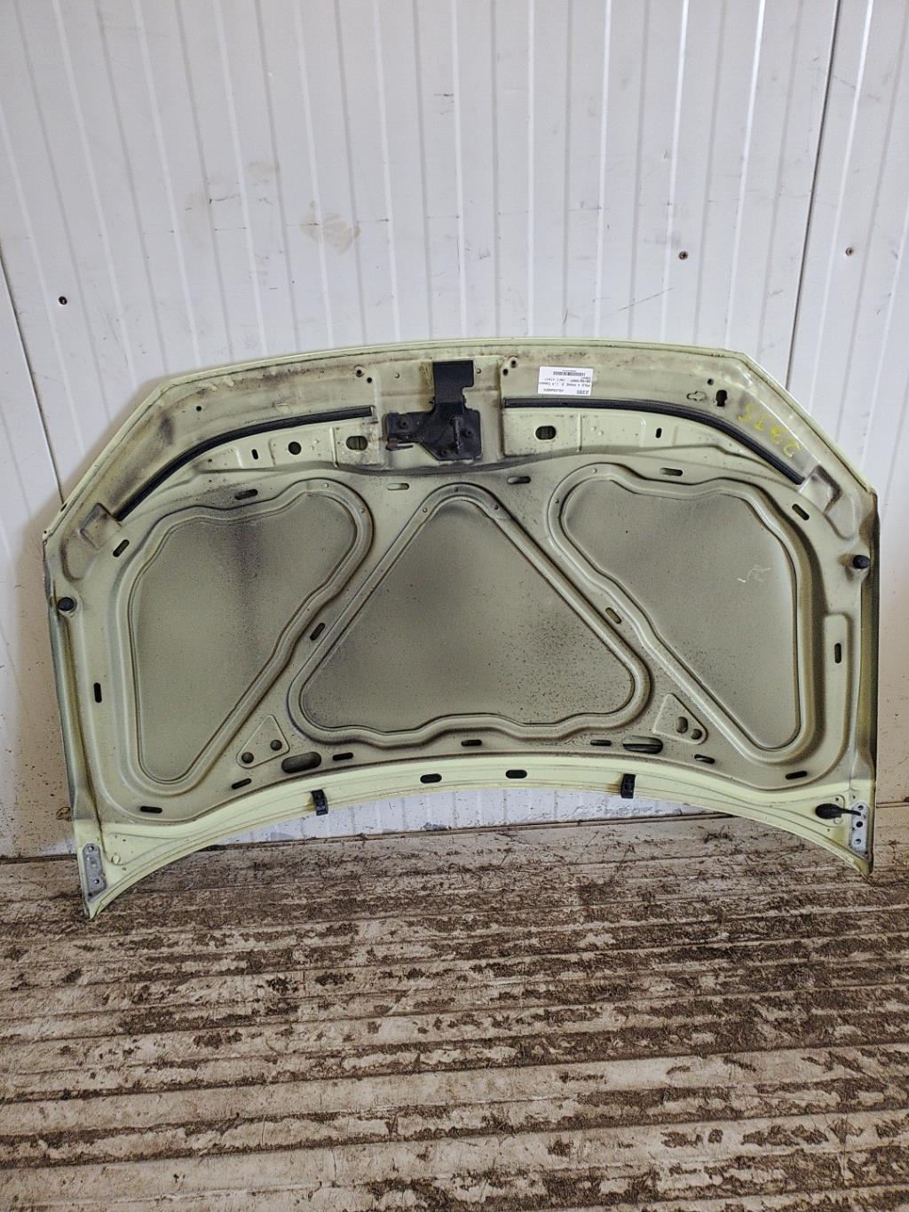 Capot VOLKSWAGEN POLO 4 PHASE 2 Essence - 1