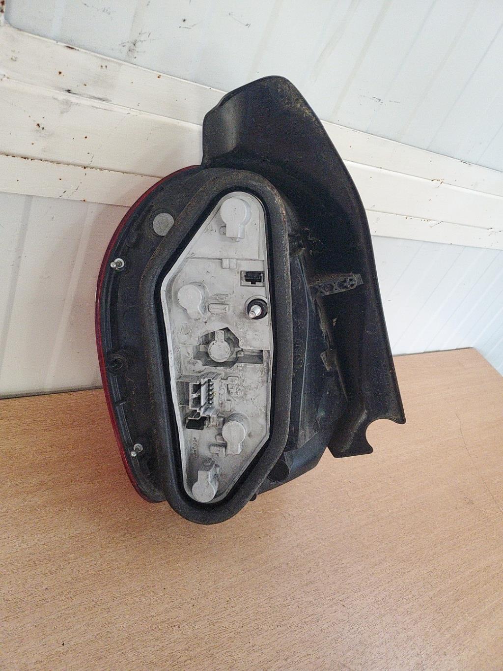 Feu arriere principal droit (feux) RENAULT MODUS PHASE 2 Diesel - 1