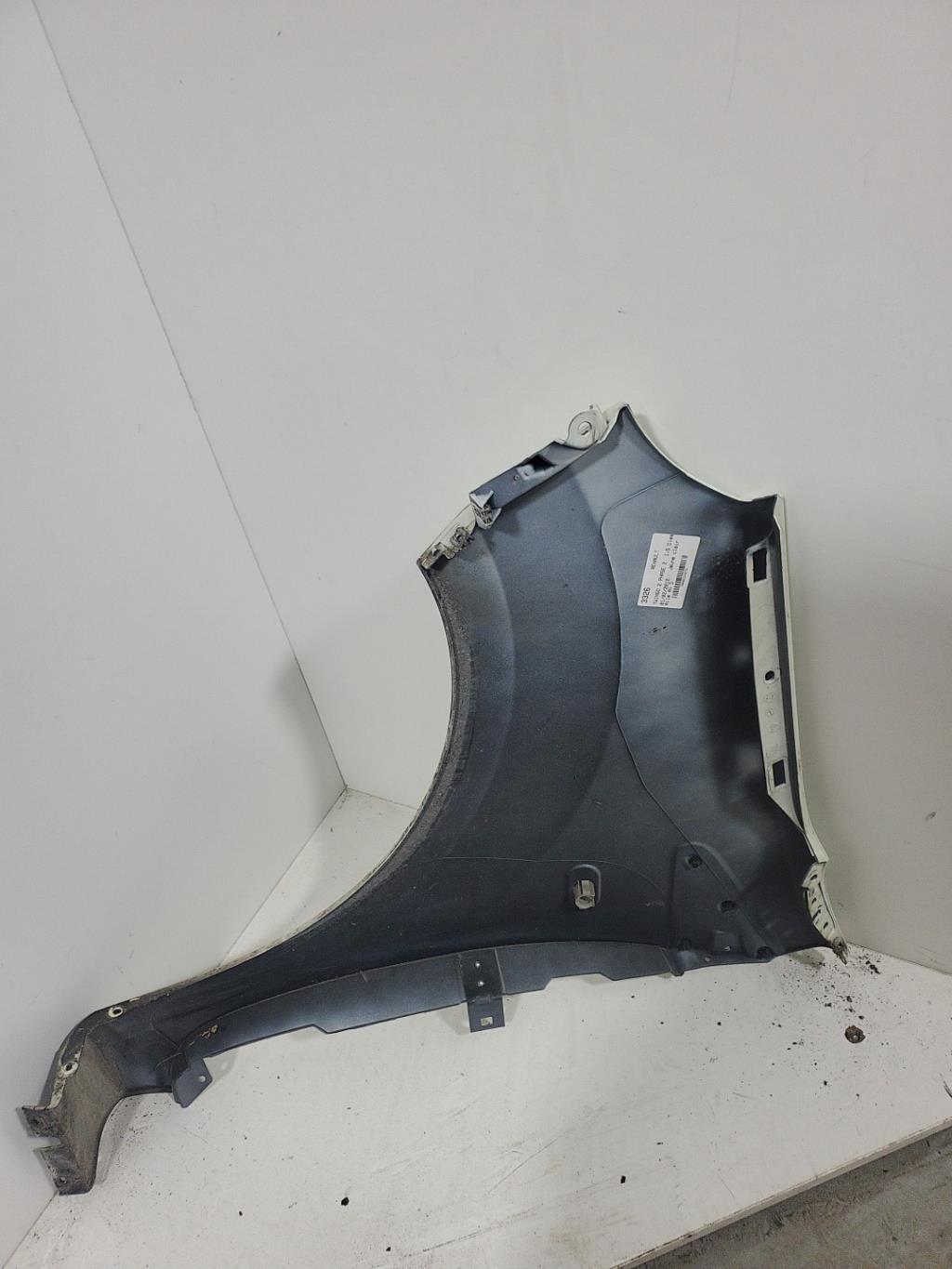 Aile avant droit RENAULT TWINGO 2 PHASE 2 Diesel - 1
