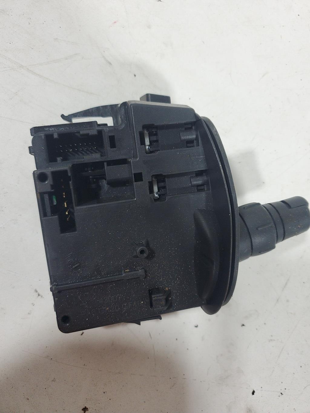 Commodo d'essuie glaces RENAULT CLIO 3 PHASE 1 BREAK Diesel - 1