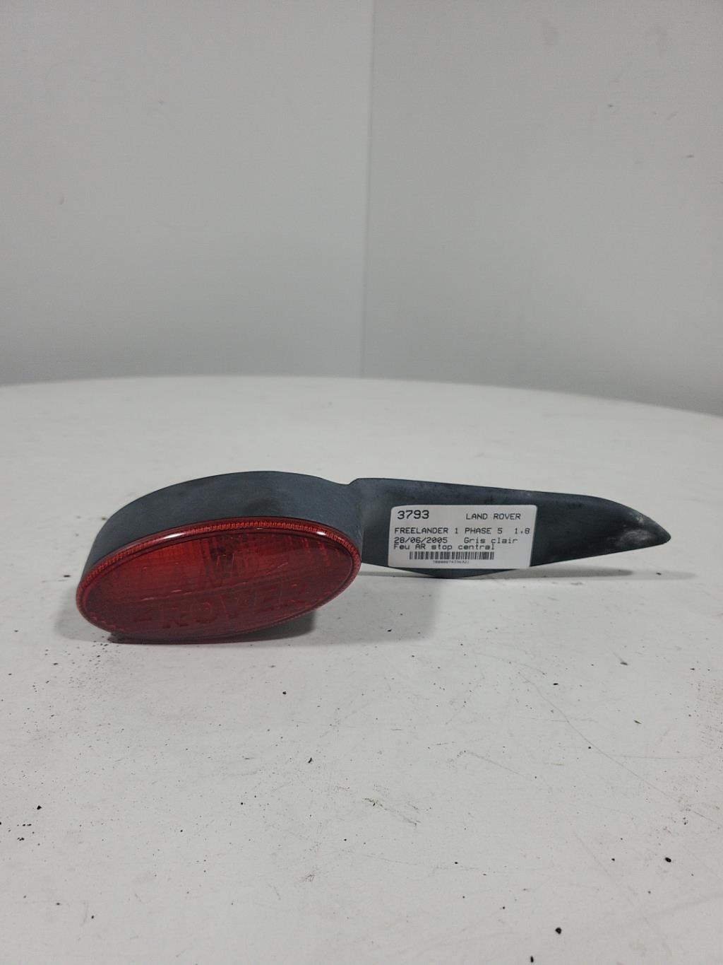Feu arriere stop central LAND ROVER FREELANDER 1 PHASE 5 Essence - 1