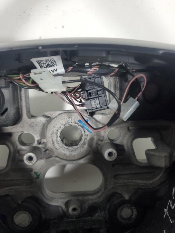 Volant FORD FIESTA 7 PHASE 1 Essence - 1