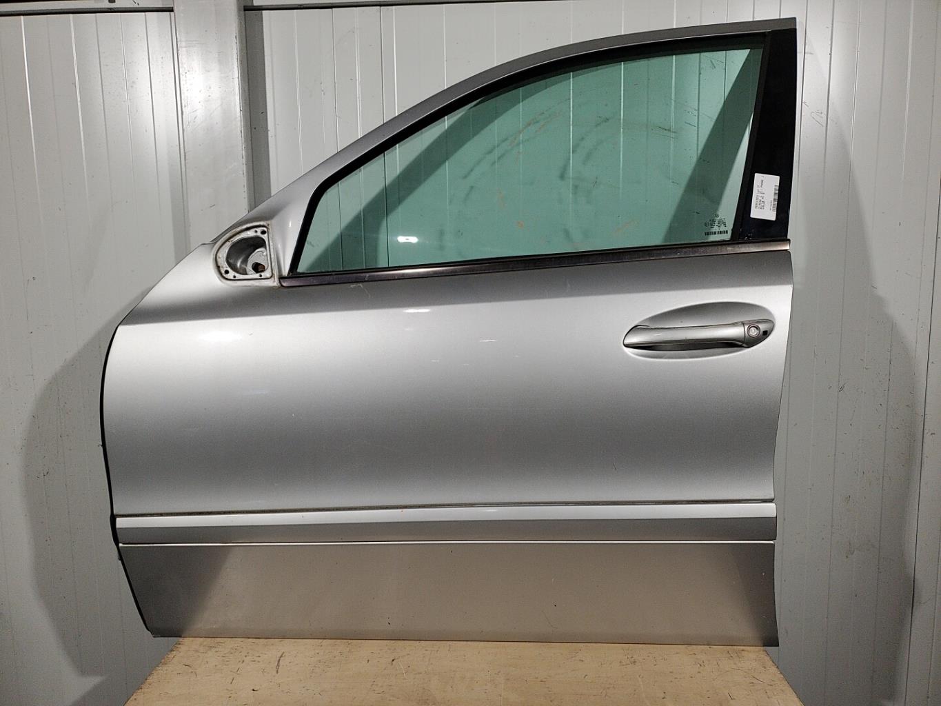 Porte avant gauche MERCEDES CLASSE E 211 PHASE 1 Diesel - 1