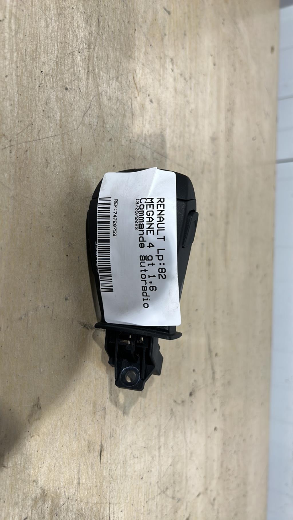 Commande autoradio RENAULT MEGANE 4 PHASE 1 Diesel - 1