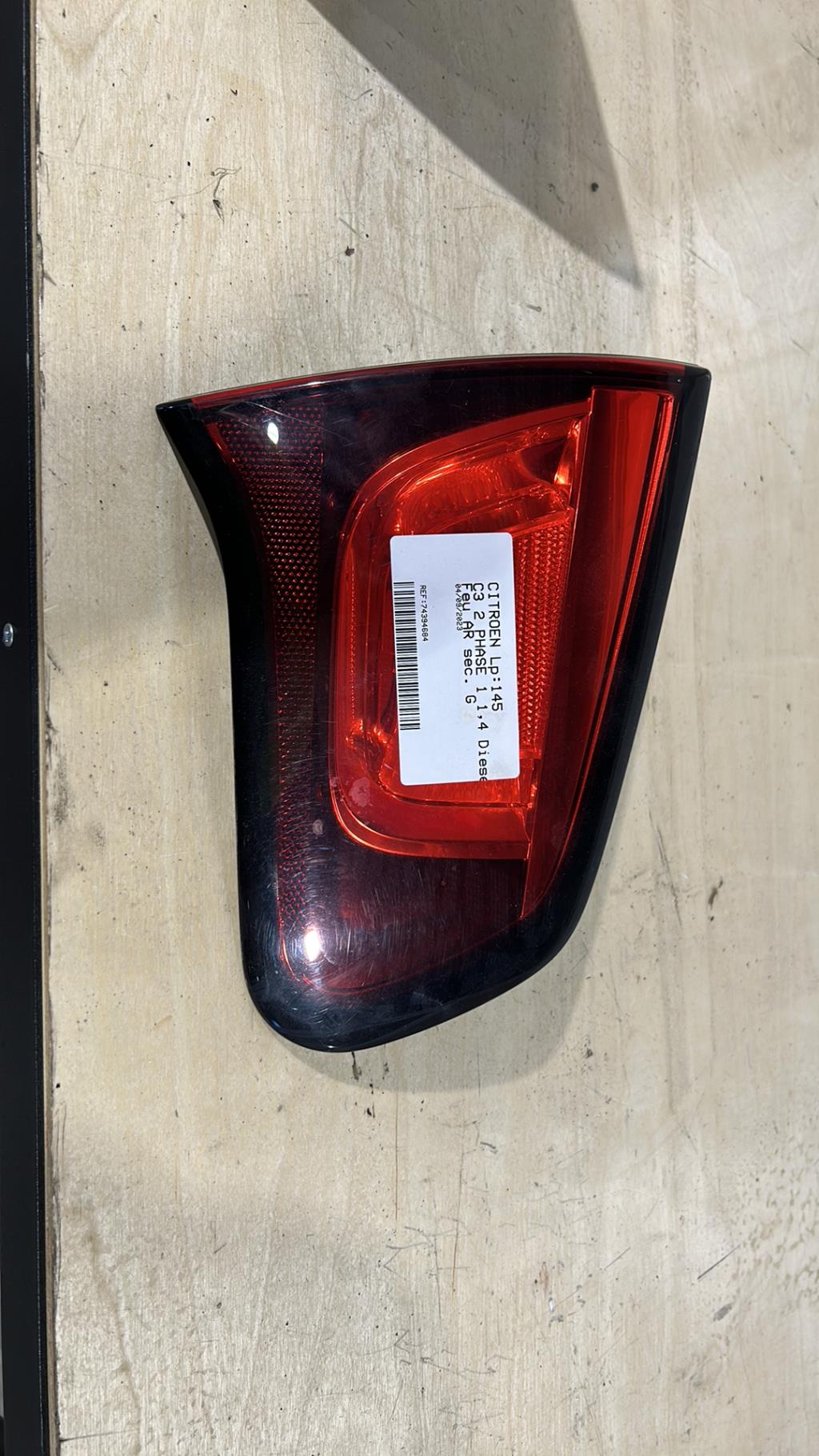 Feu arriere secondaire gauche (feux) CITROEN C3 2 PHASE 1 Diesel - 1