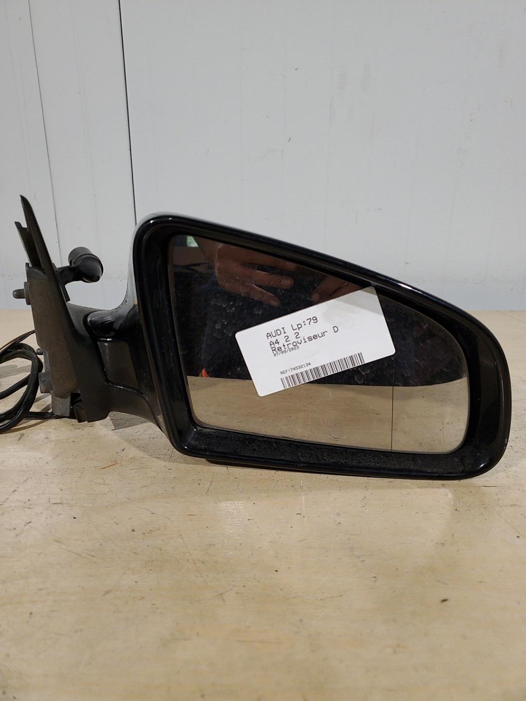 Retroviseur droit AUDI A4 2 AVANT PHASE 2 BREAK Diesel - 1