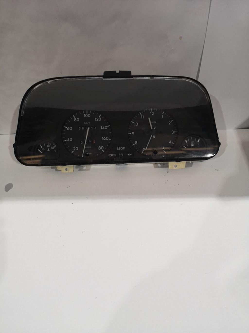 Compteur PEUGEOT 306  - 1