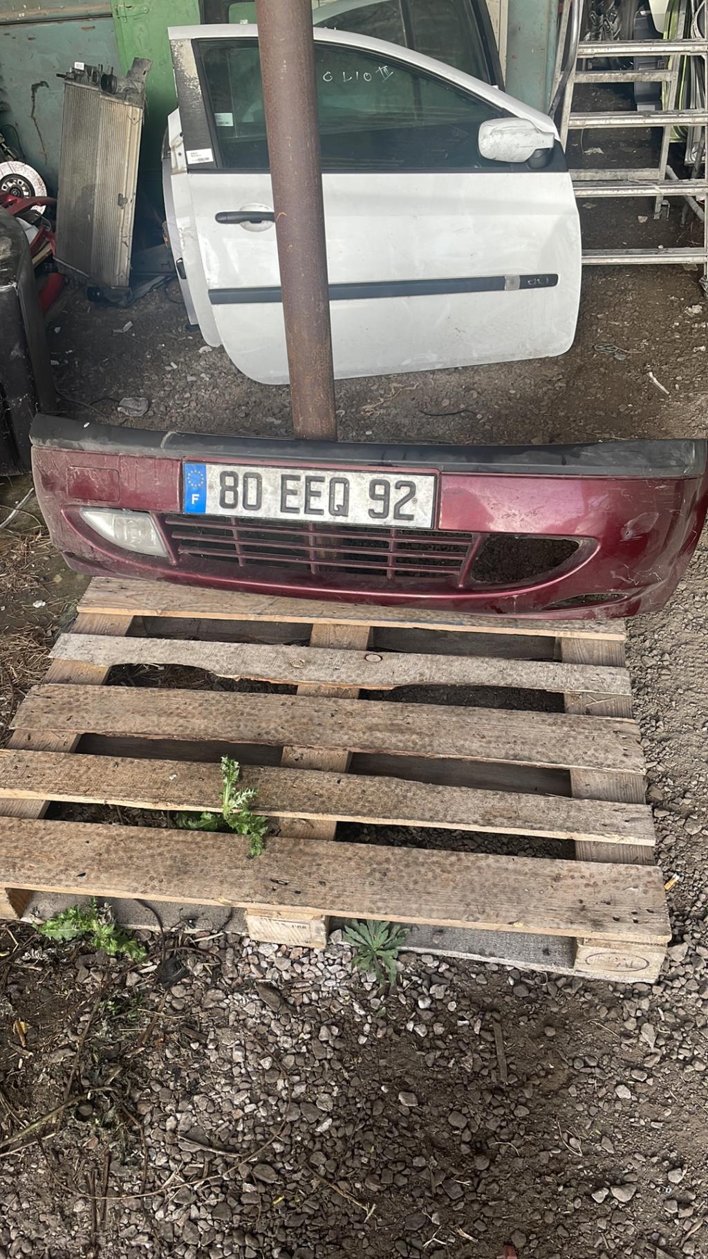 Paraurti anteriore FORD FIESTA 4 PHASE 2  - 1