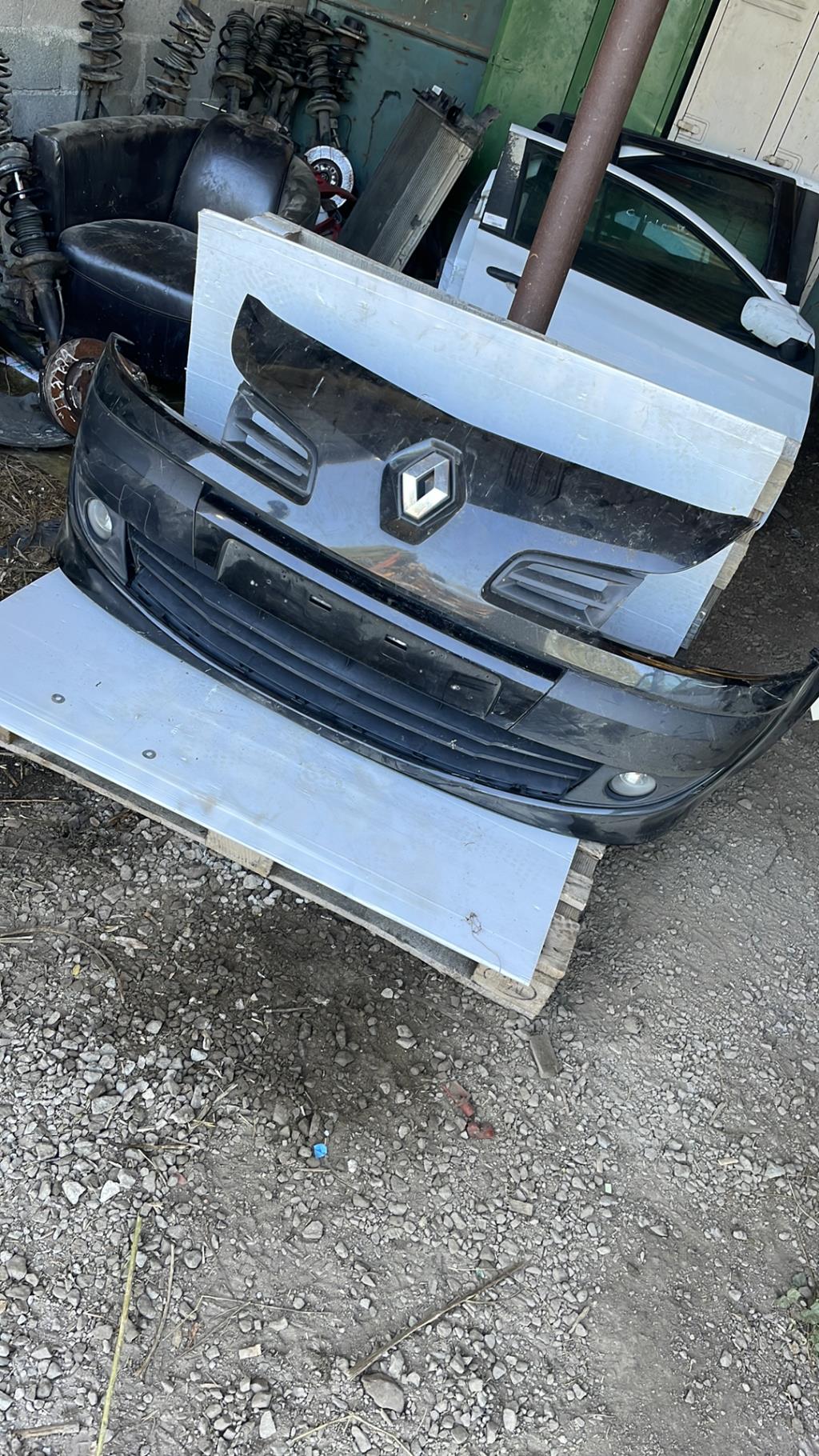 Paraurti anteriore RENAULT MEGANE 2 PHASE 2  - 1