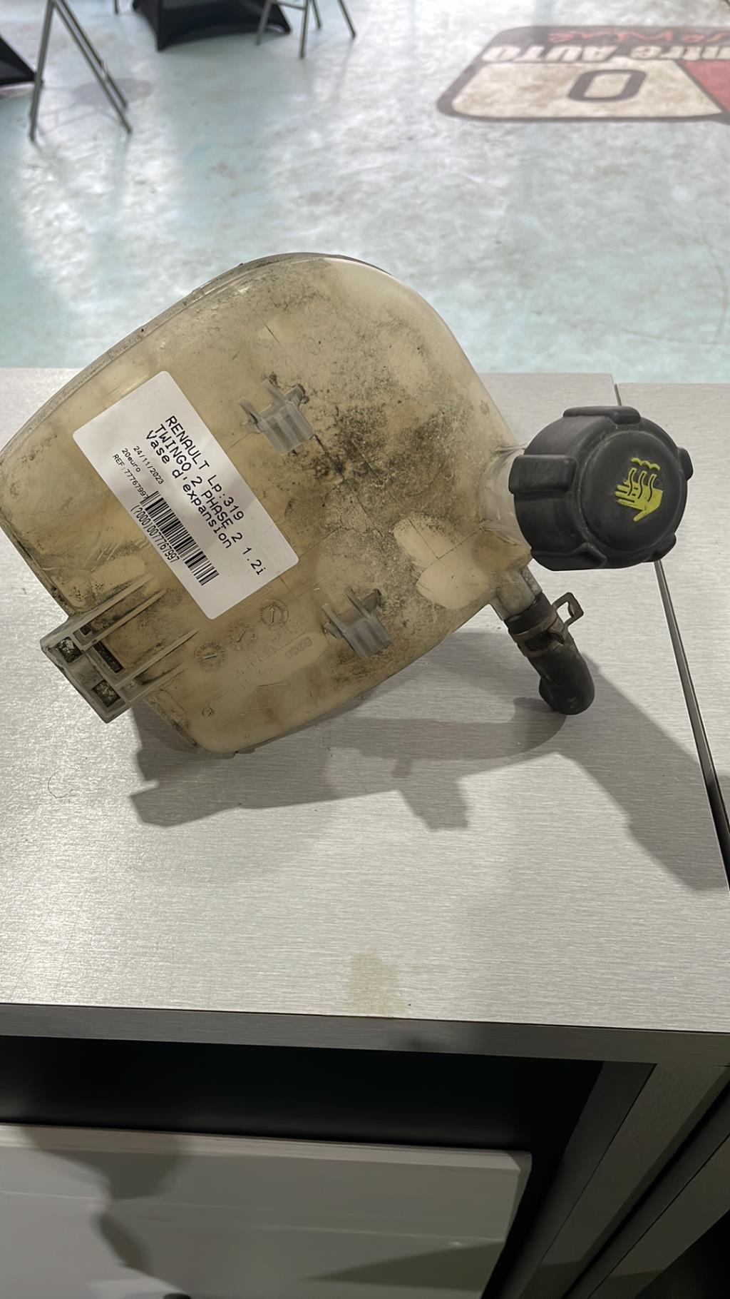 Vase d'expansion RENAULT TWINGO 2 PHASE 2 Essence - 1
