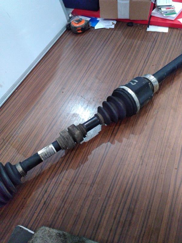 Giunto cardanico albero di trasmissione destro NISSAN PULSAR  - 1