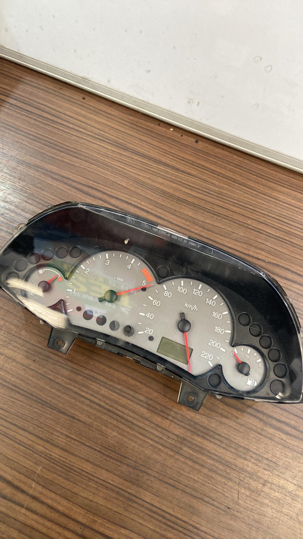 Compteur FORD FOCUS 1  - 1