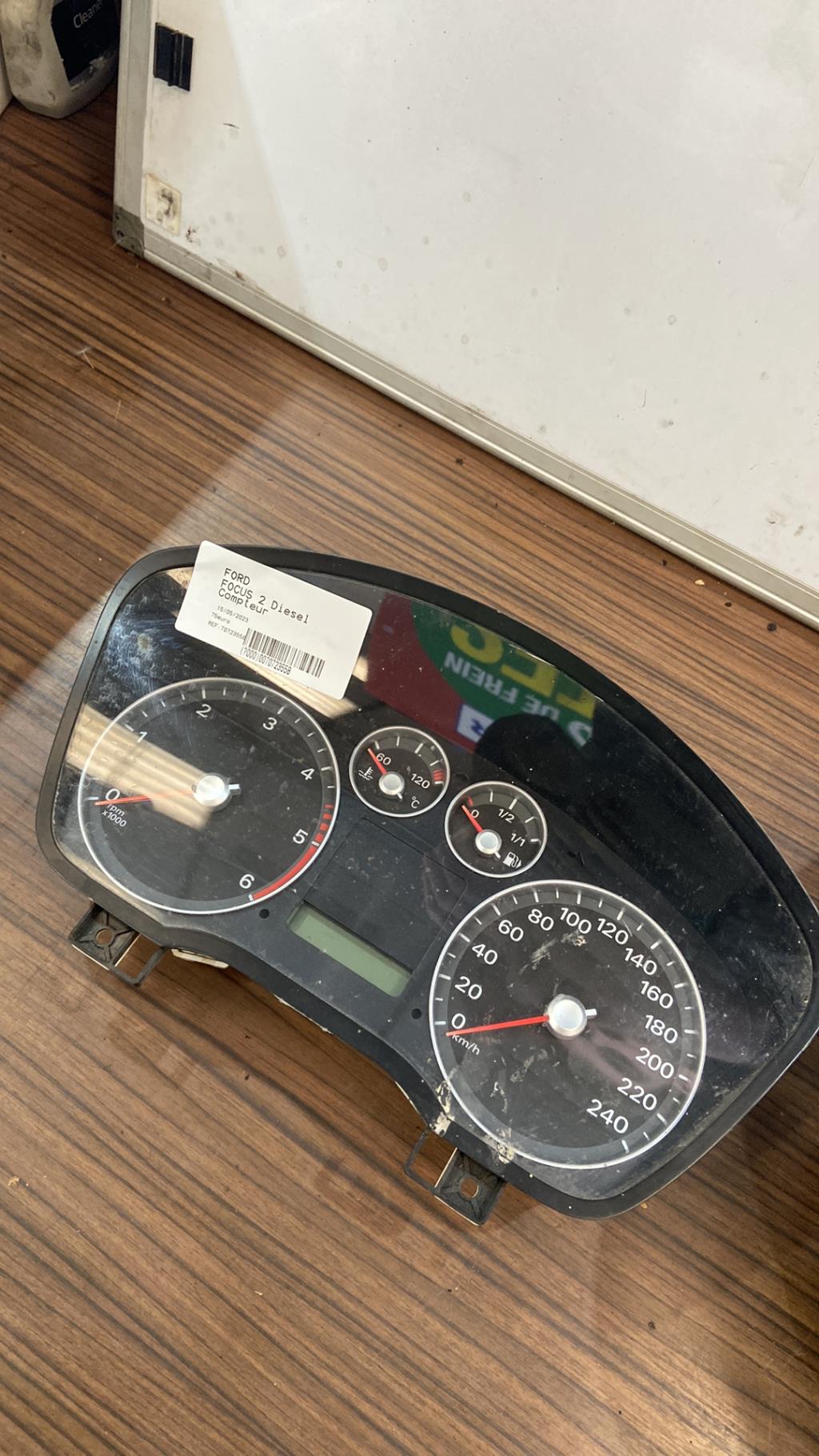 Compteur FORD FOCUS 2 Diesel - 1