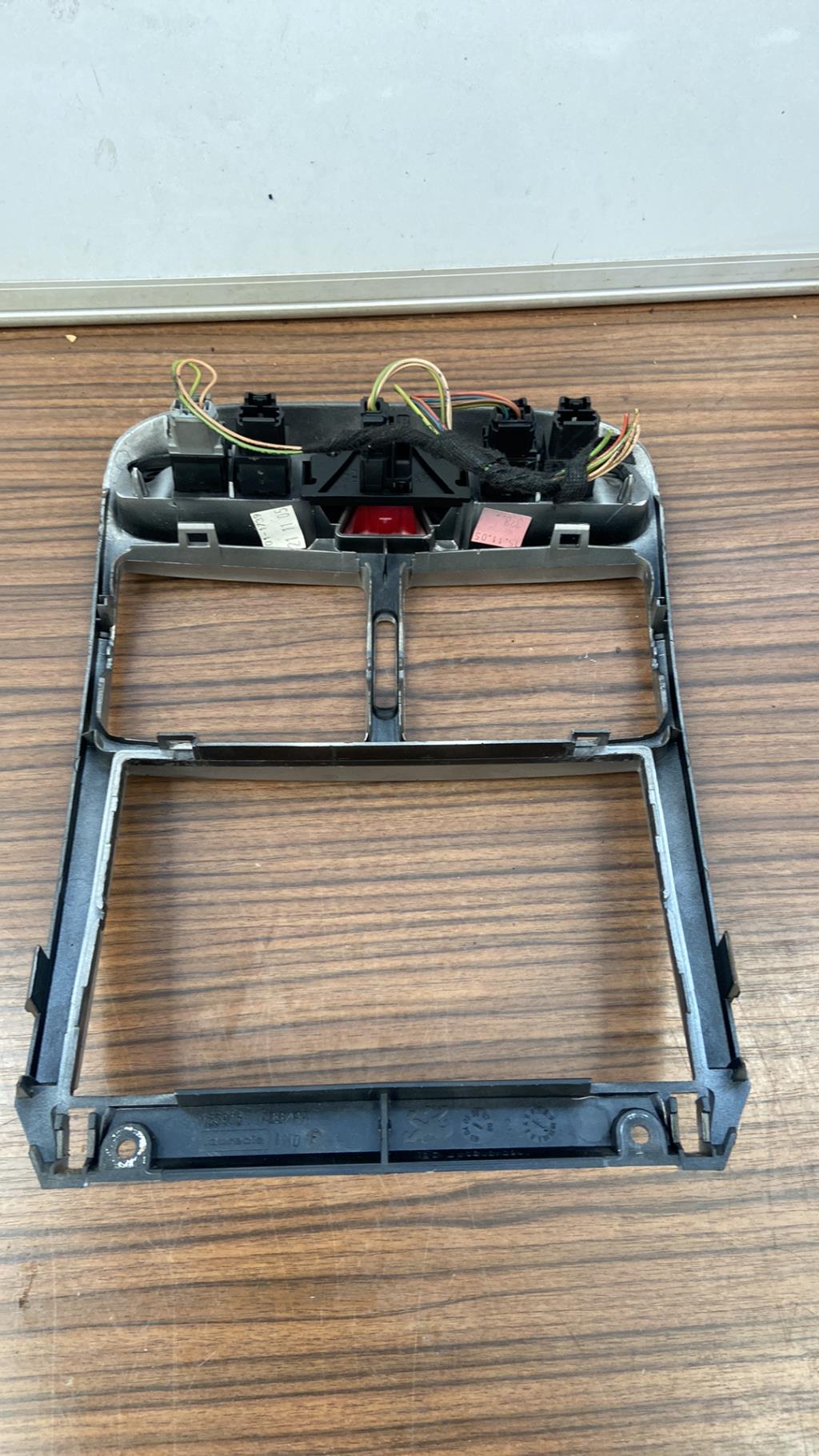 Console central (interieur plastique) PEUGEOT 307  - 1