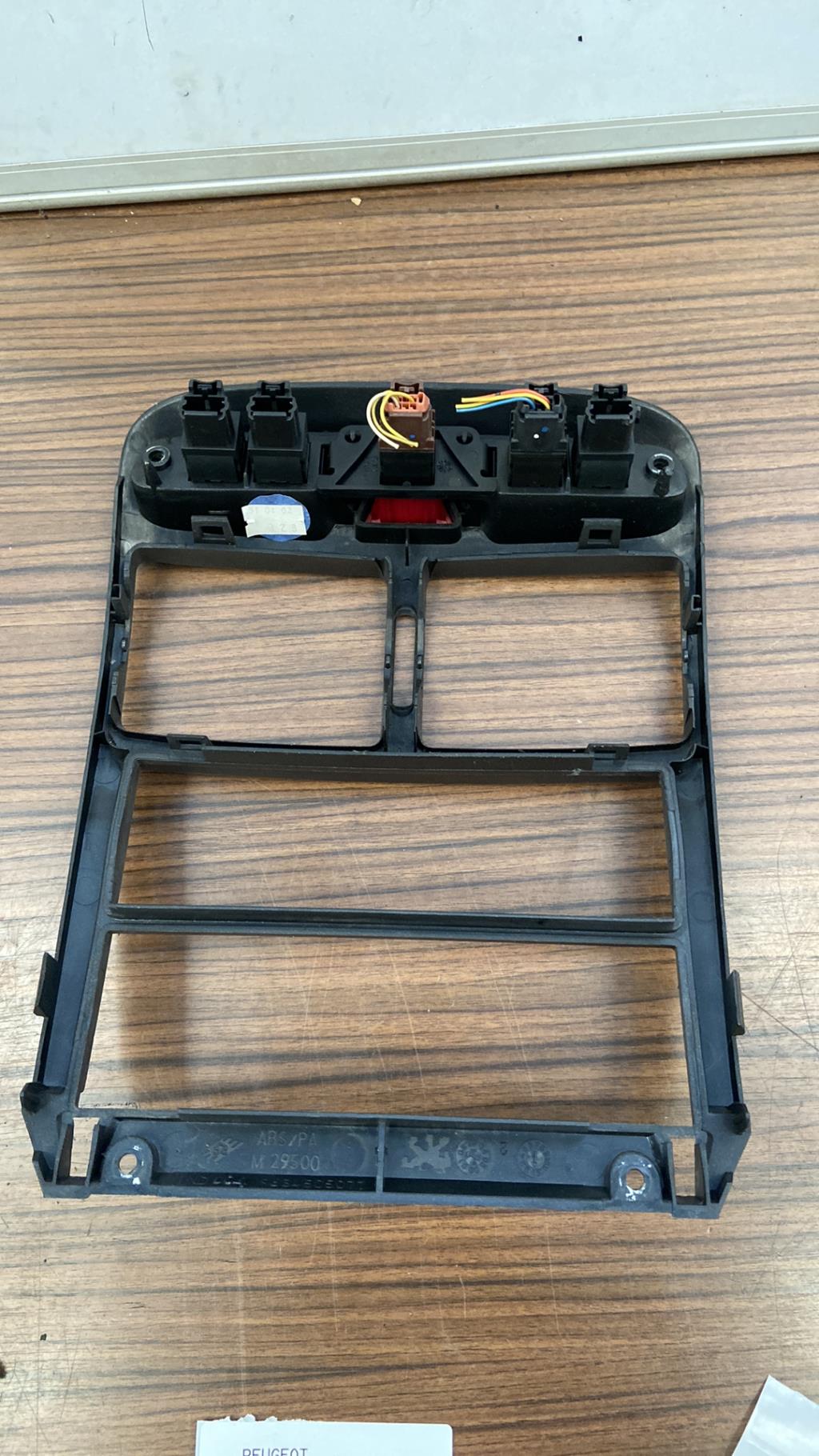 Consolle centrale (interno in plastica) PEUGEOT 307  - 1