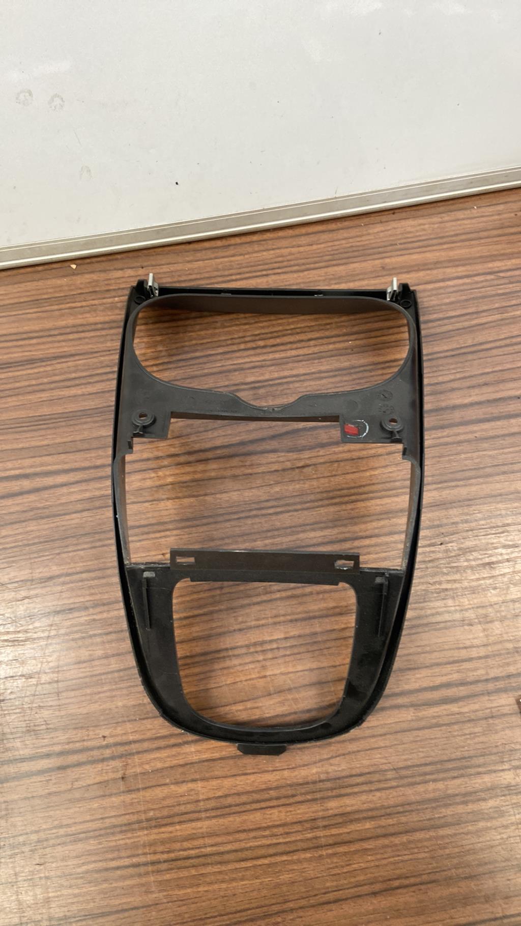 Consolle centrale (interno in plastica) PEUGEOT 307  - 1