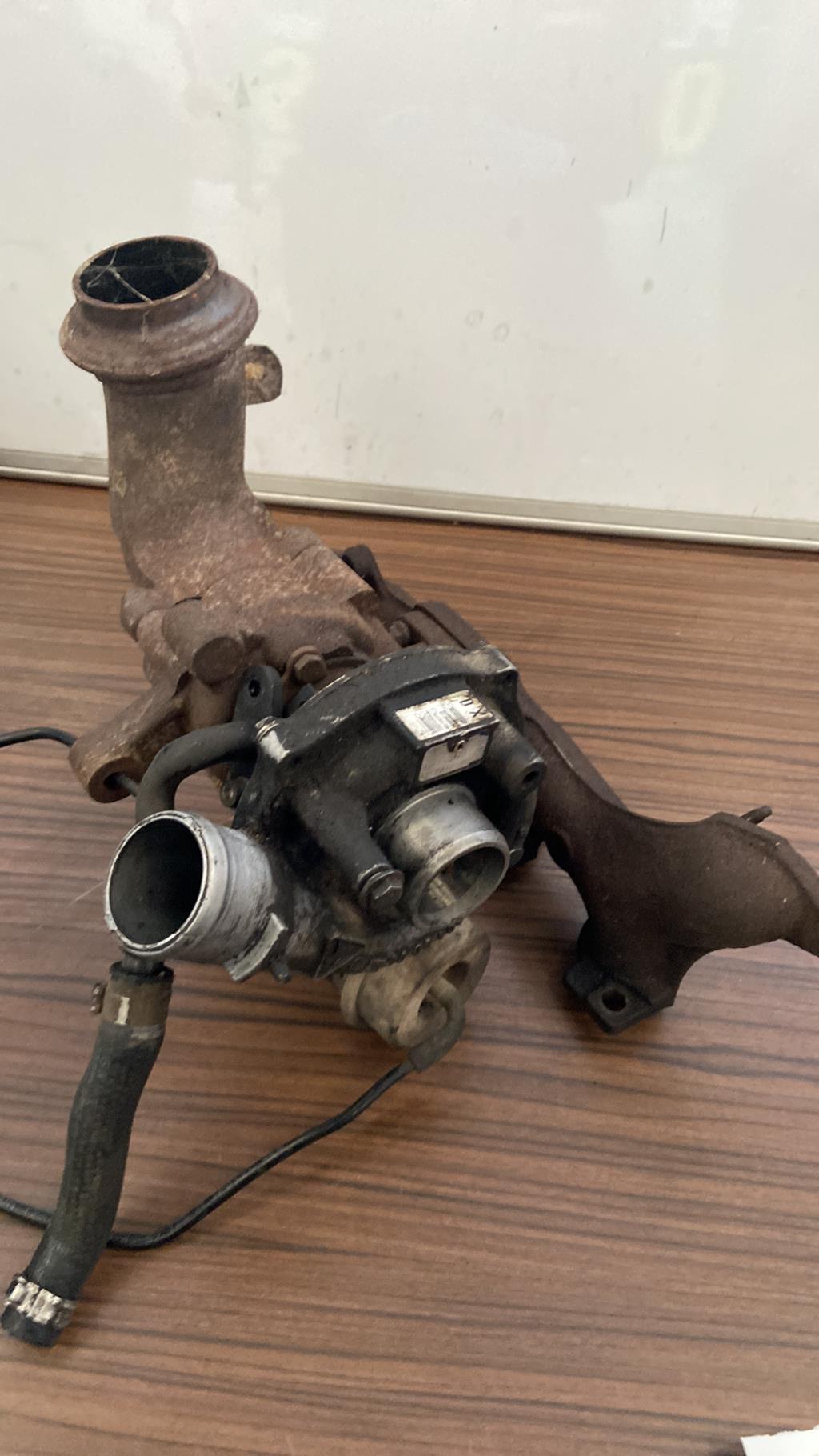 Turbo PEUGEOT 307  - 1