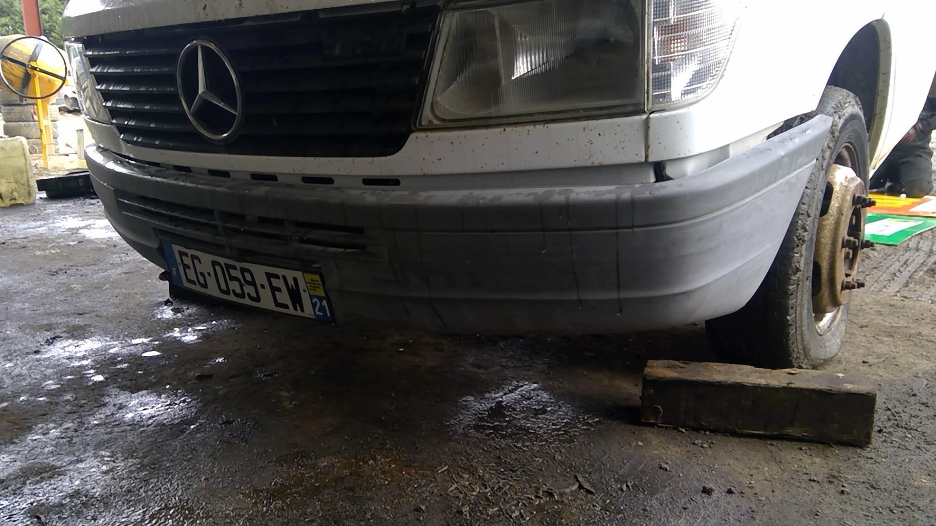 Pare choc avant MERCEDES SPRINTER 1 PHASE 1 Diesel - 1