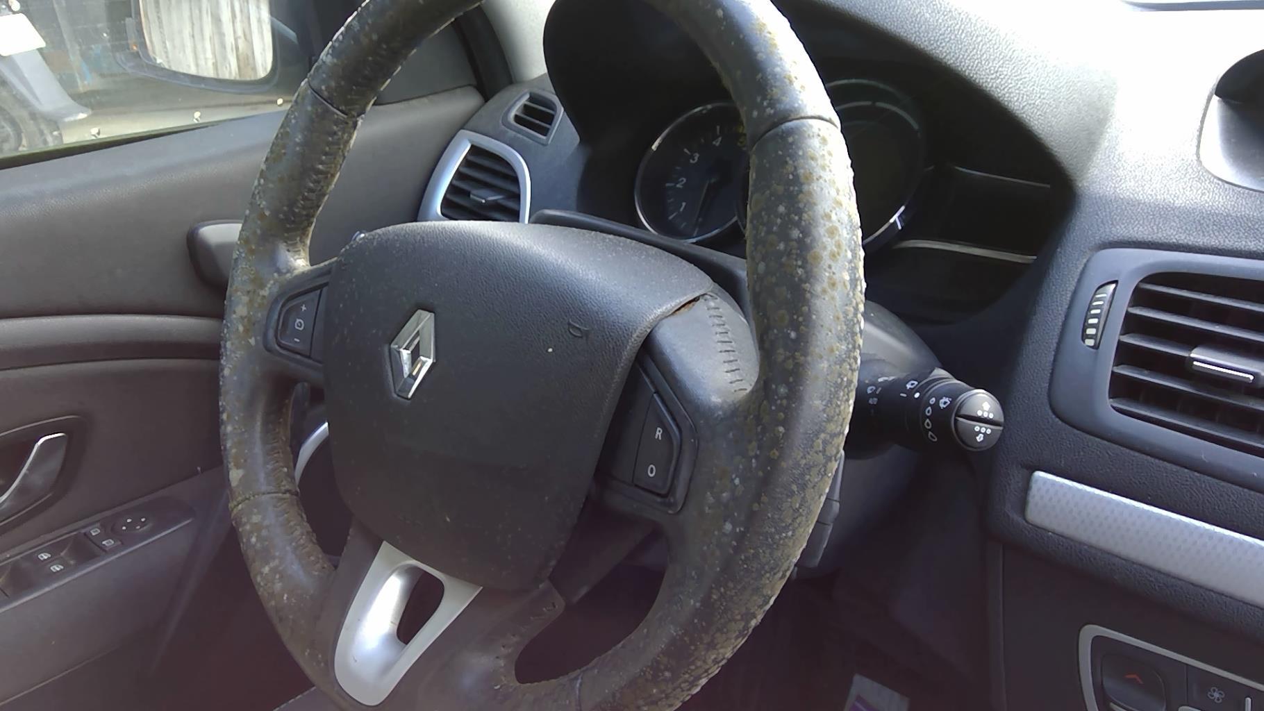 Volant RENAULT MEGANE 3 PHASE 1 Diesel - 1