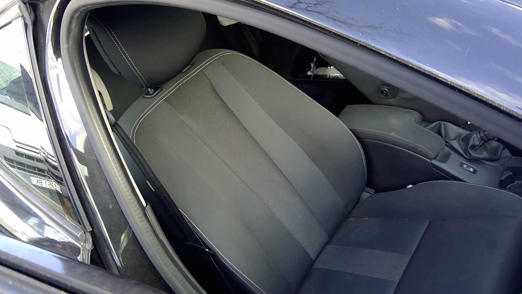 Sedile passeggero RENAULT MEGANE 3 PHASE 1 Diésel - 1