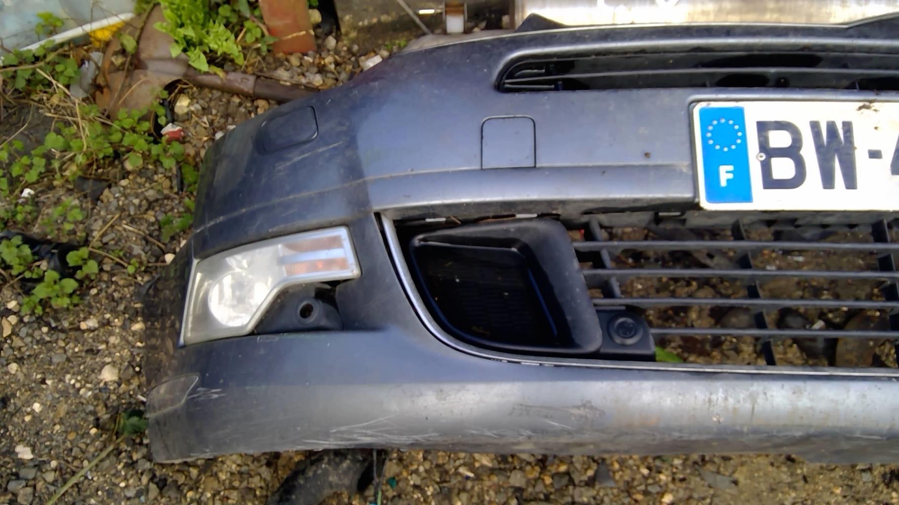 Paraurti anteriore CITROEN C5 2 Diésel - 1