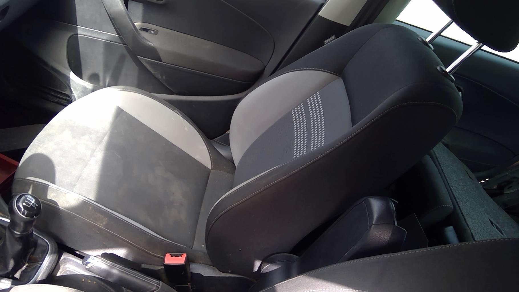 Sedile passeggero VOLKSWAGEN POLO 5 PHASE 1 Diésel - 1