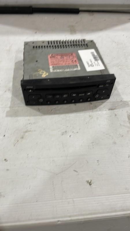 Autoradio PEUGEOT 206  - 1