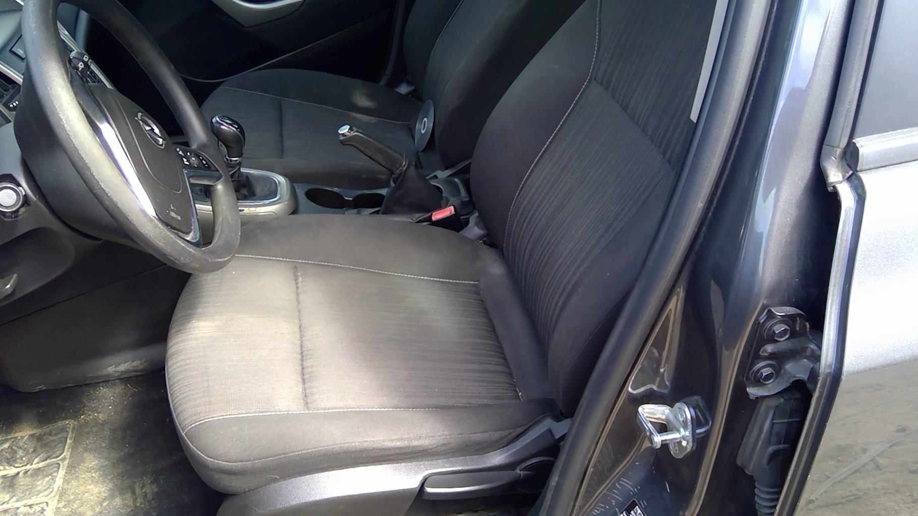Sedile lato guida OPEL ASTRA J PHASE 1 Diésel - 1