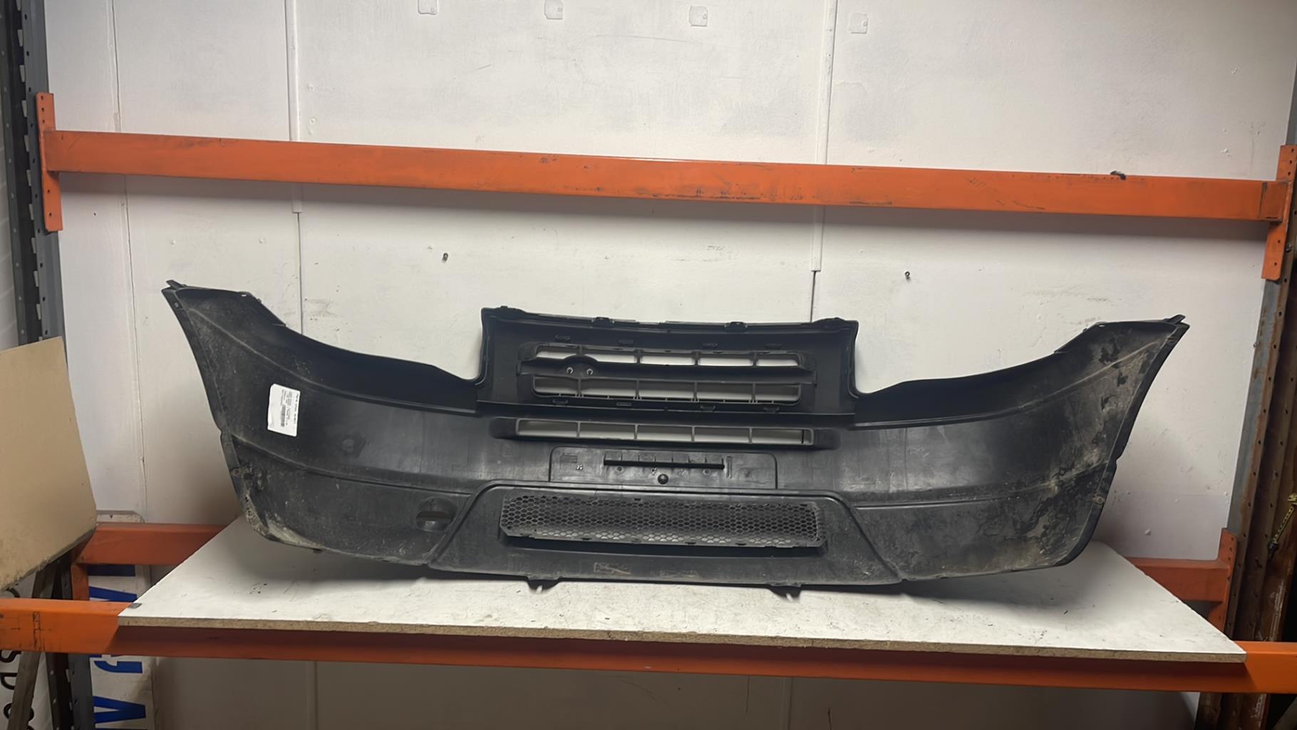 Pare choc avant LAND ROVER FREELANDER 1 PHASE 3 Essence - 1