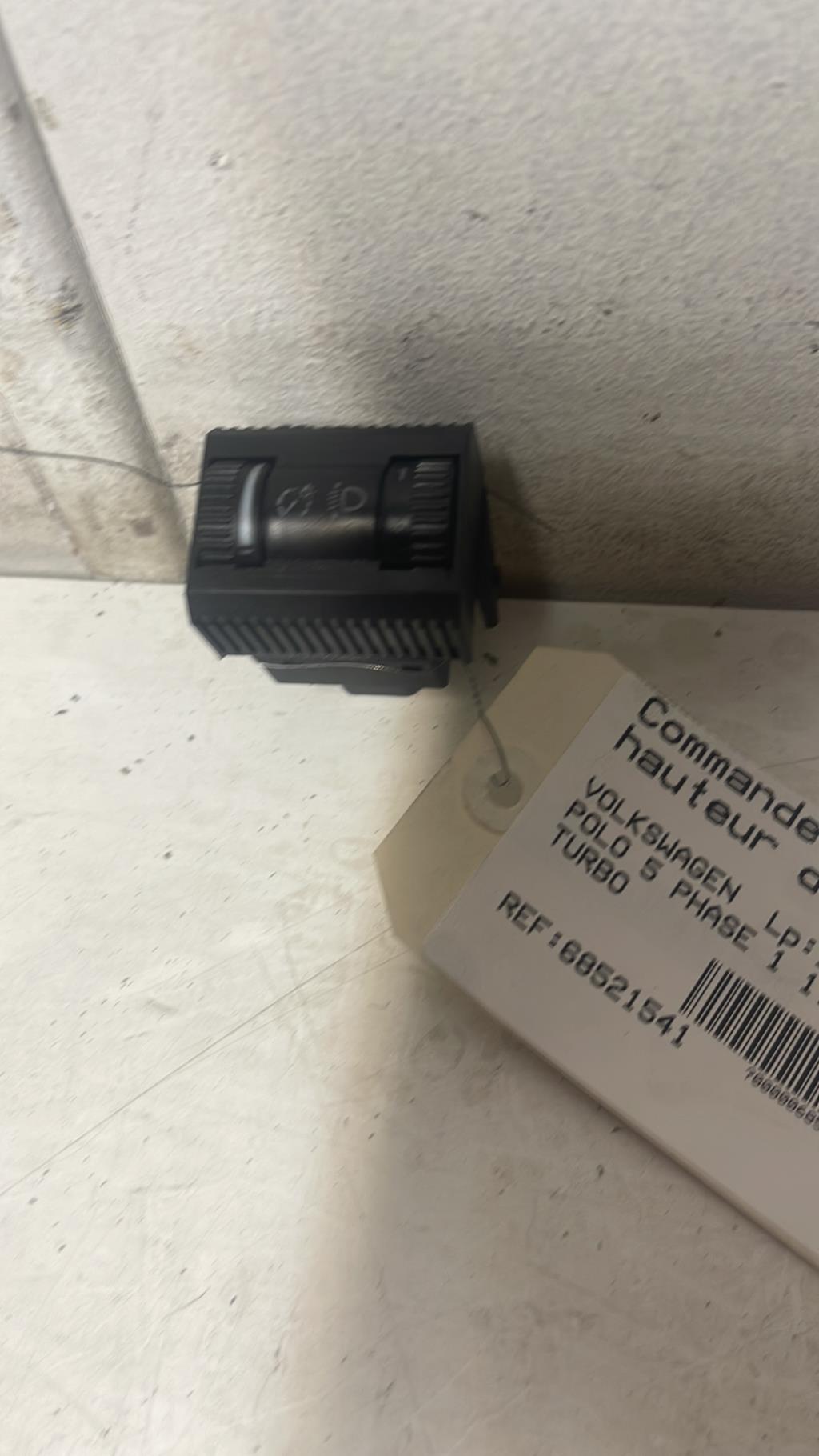 Commande de reglage hauteur de phare VOLKSWAGEN POLO 5 PHASE 1 Diesel - 1