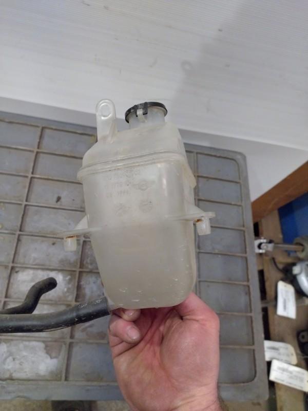 Vase d'expansion MINI MINI1.6 I ESS 02 3P NOIR Essence - 1