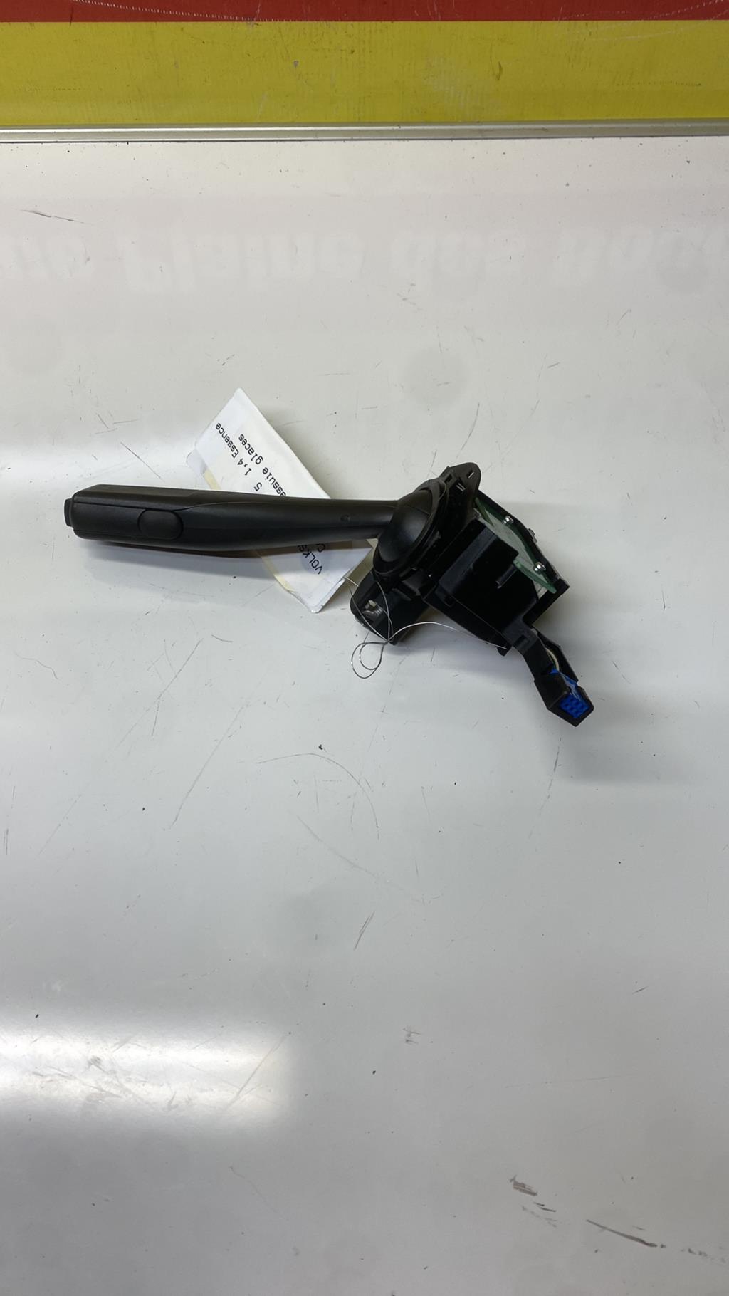 Commodo d'essuie glaces VOLKSWAGEN GOLF 5 Essence - 1