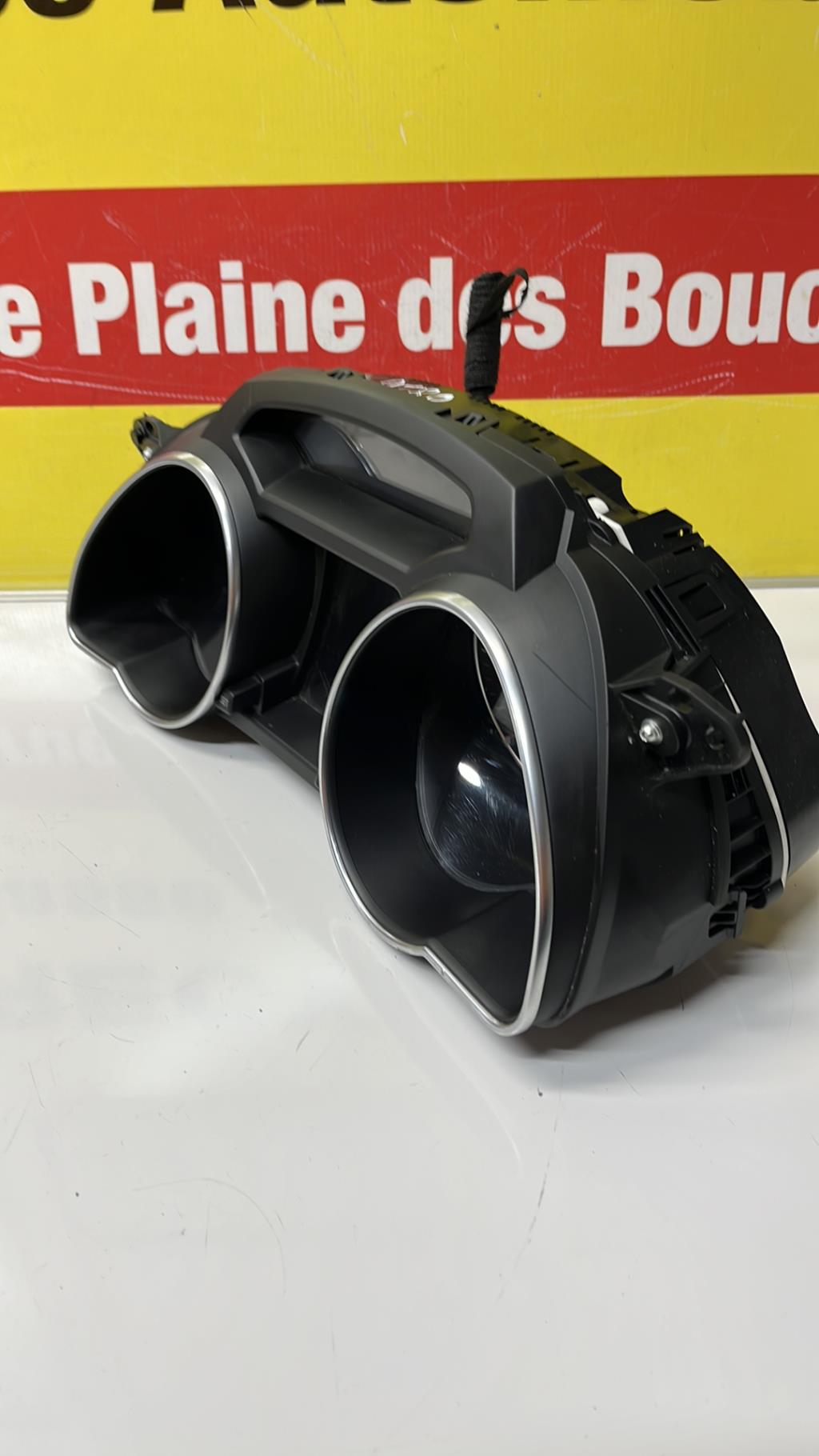 Compteur AUDI A5 1 CABRIO PHASE 2 Diesel - 1