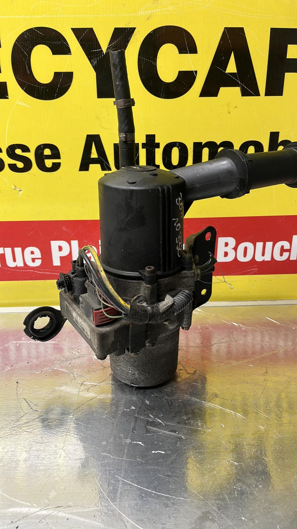Pompe de direction PEUGEOT 307  - 1