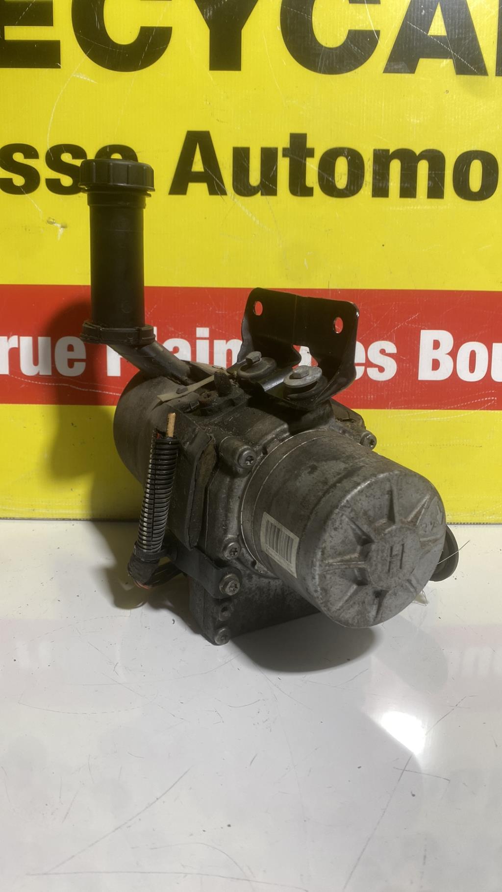 Pompe de direction CITROEN C4 1 PHASE 1 COUPE Essence - 1