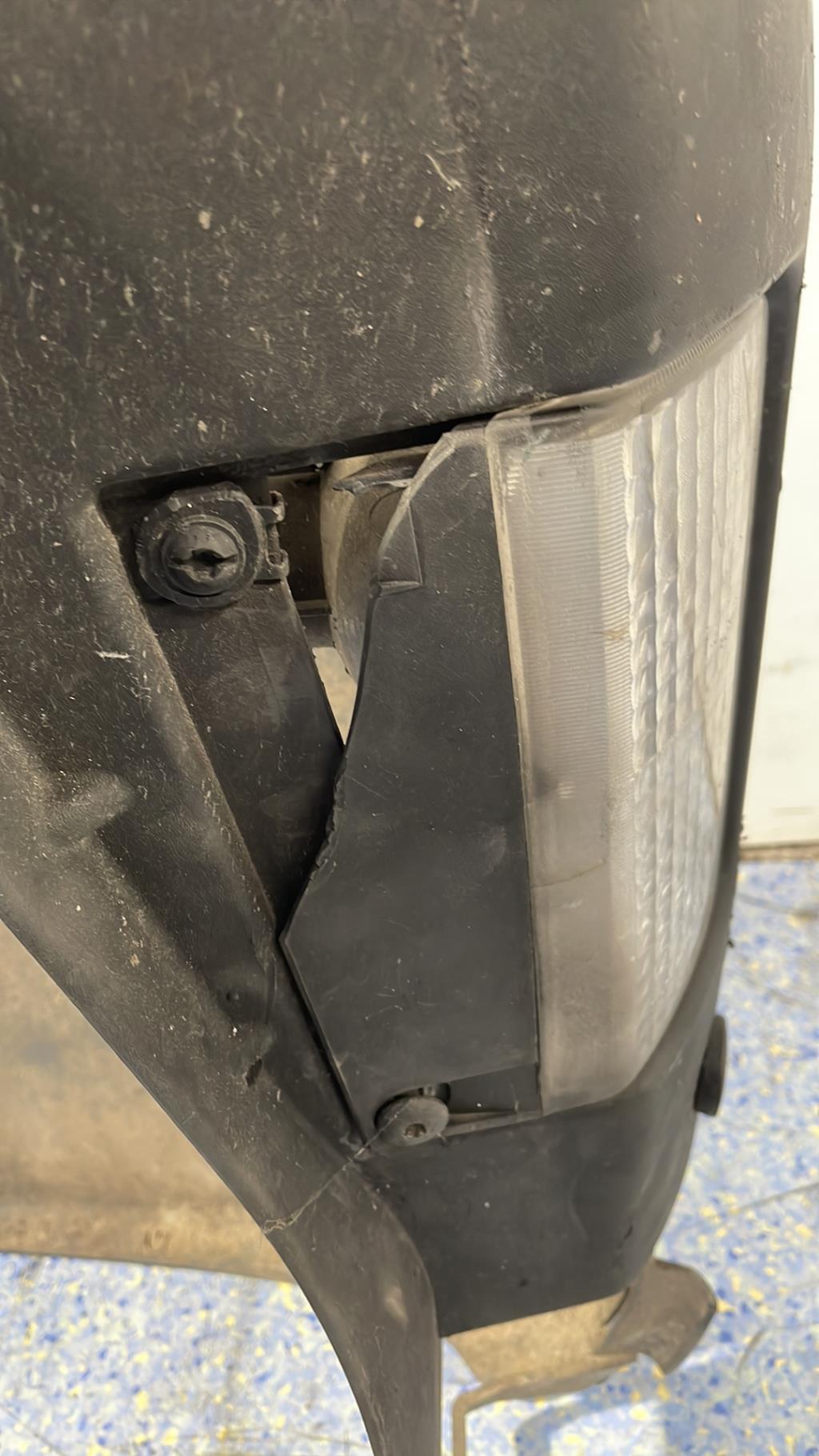 Crosse arriere droit RENAULT TRAFIC 2 PHASE 1 Diesel - 1