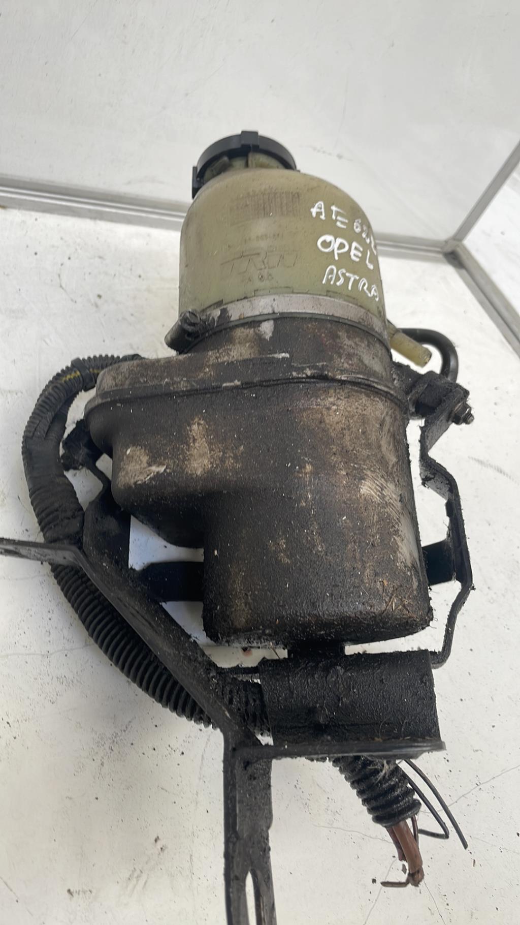 Pompe de direction OPEL ASTRA G BREAK Diesel - 1