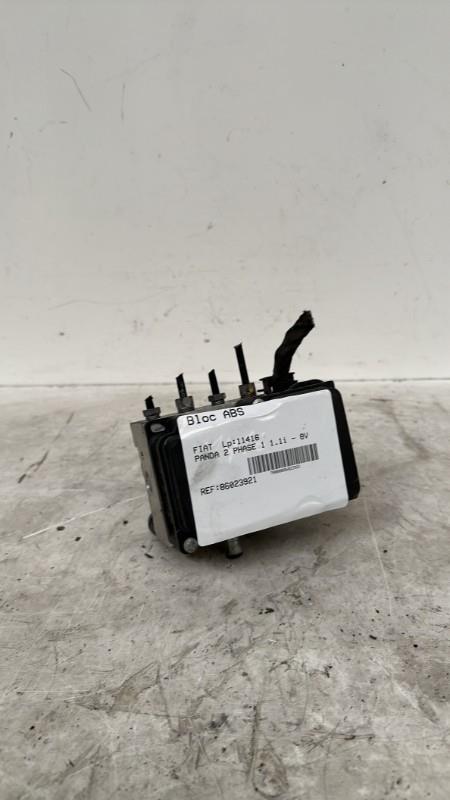 Bloc ABS (freins anti-blocage) FIAT PANDA 2 PHASE 1 Essence - 1
