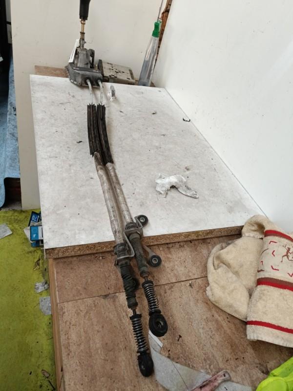 Cable levier de vitesses VOLKSWAGEN POLO Essence - 1