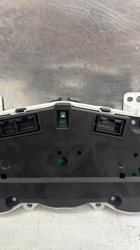 Compteur KIA VENGA PHASE 1 Diesel - 1