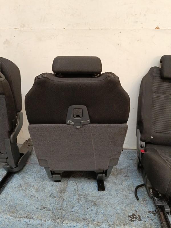 Siege arriere central PEUGEOT 5008 1 PHASE 1 Diesel - 1