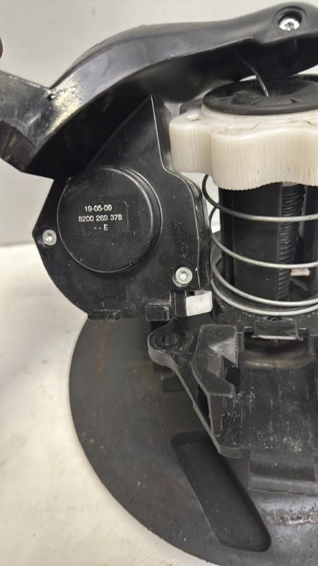 Treuil de roue de secours RENAULT CLIO 3 PHASE 1 Diesel - 1