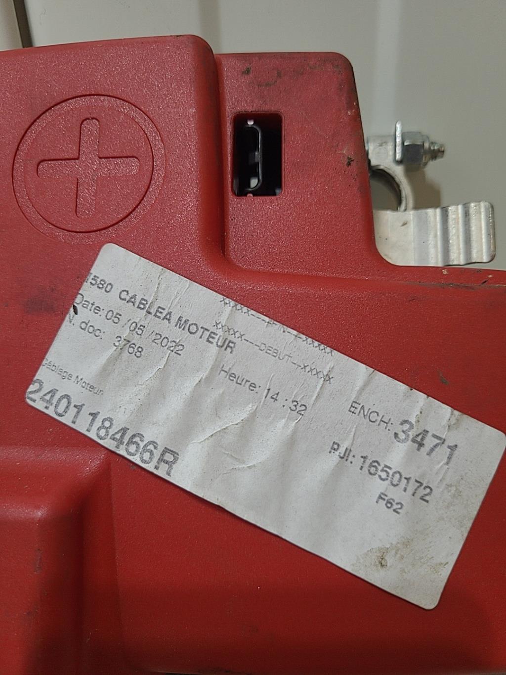 Porte fusible RENAULT MASTER 3 PHASE 3 Diesel - 1