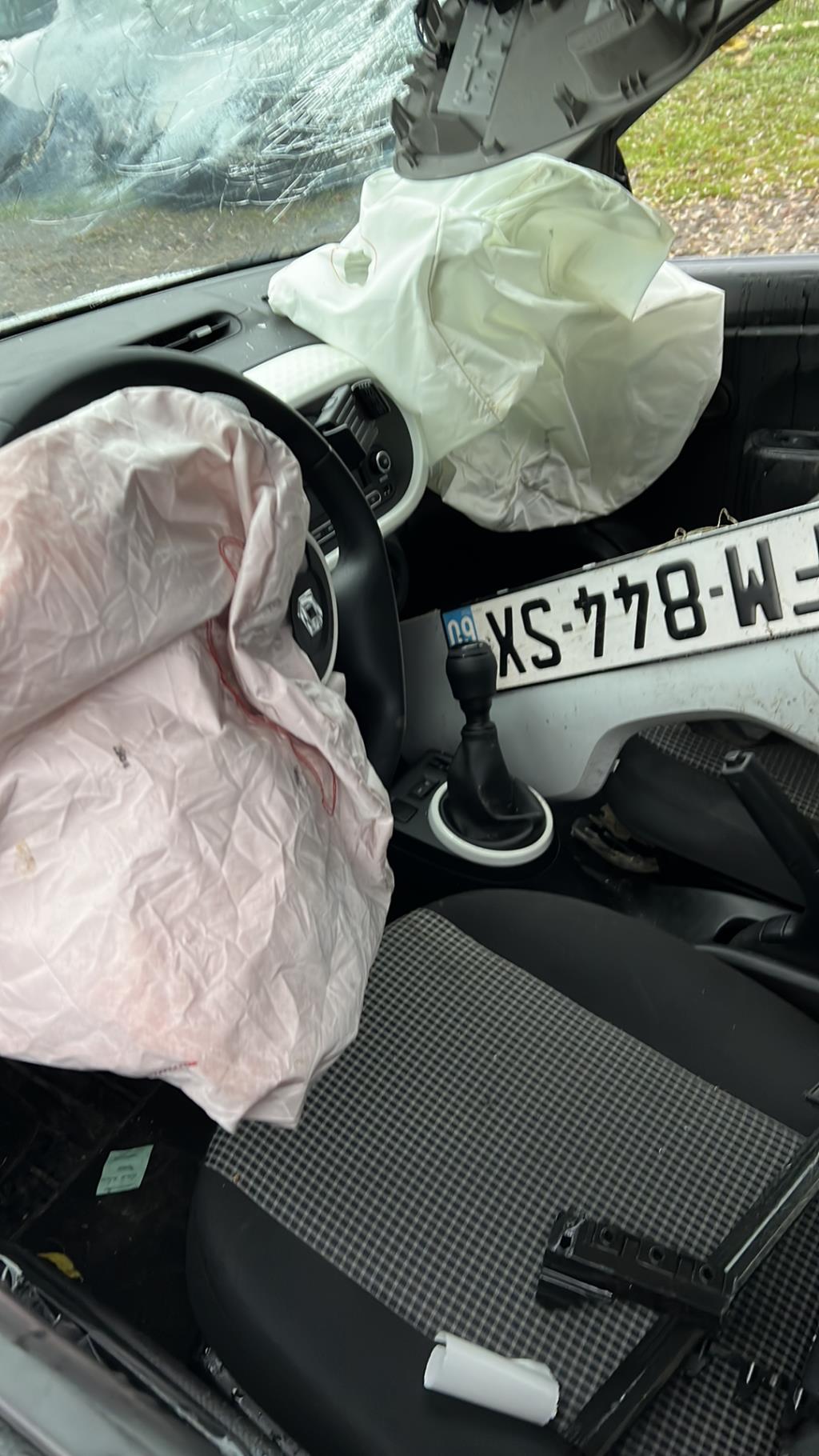 Boite a air RENAULT TWINGO 3 PHASE 1  - 1